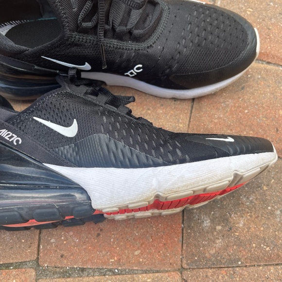 Nike Air Max 270 Black White Athletic Sneakers Size 8 Men - Picture 5 of 8